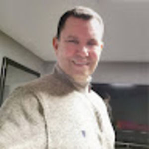 Meet your Posher, Radhames